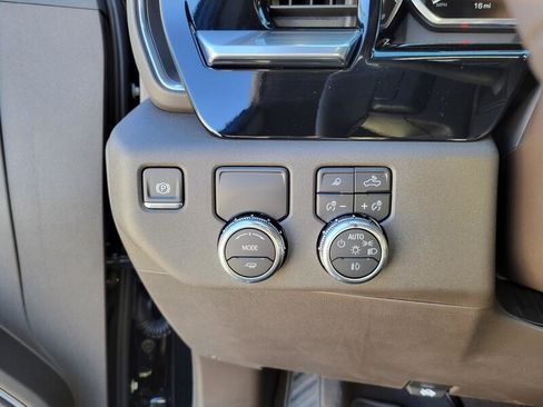 New 2026 GMC Sierra 1500 SLT w/ SLT Premium Plus Package image 20