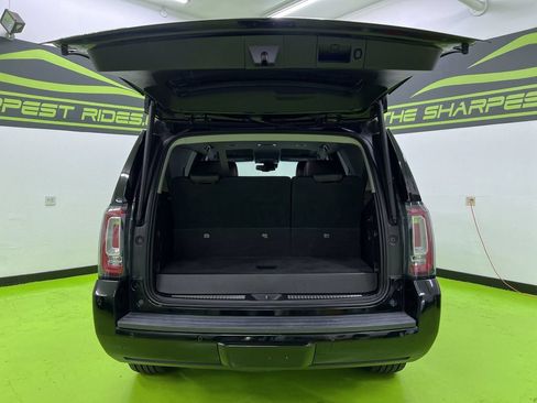 Used 2017 GMC Yukon SLT AWD/4WD image 9