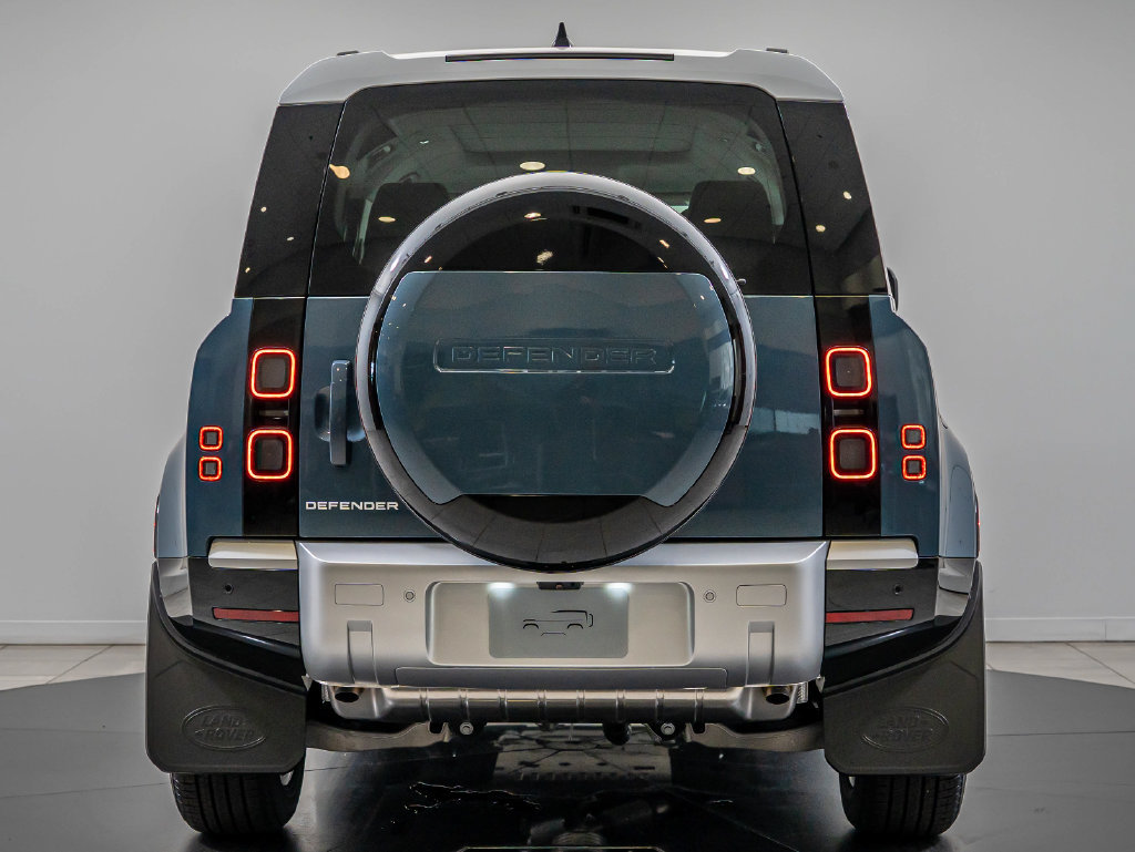 New 2026 Land Rover Defender 110 S AWD/4WD image 7