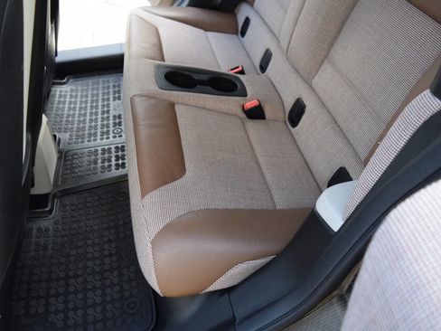 Used 2018 BMW i3 image 46