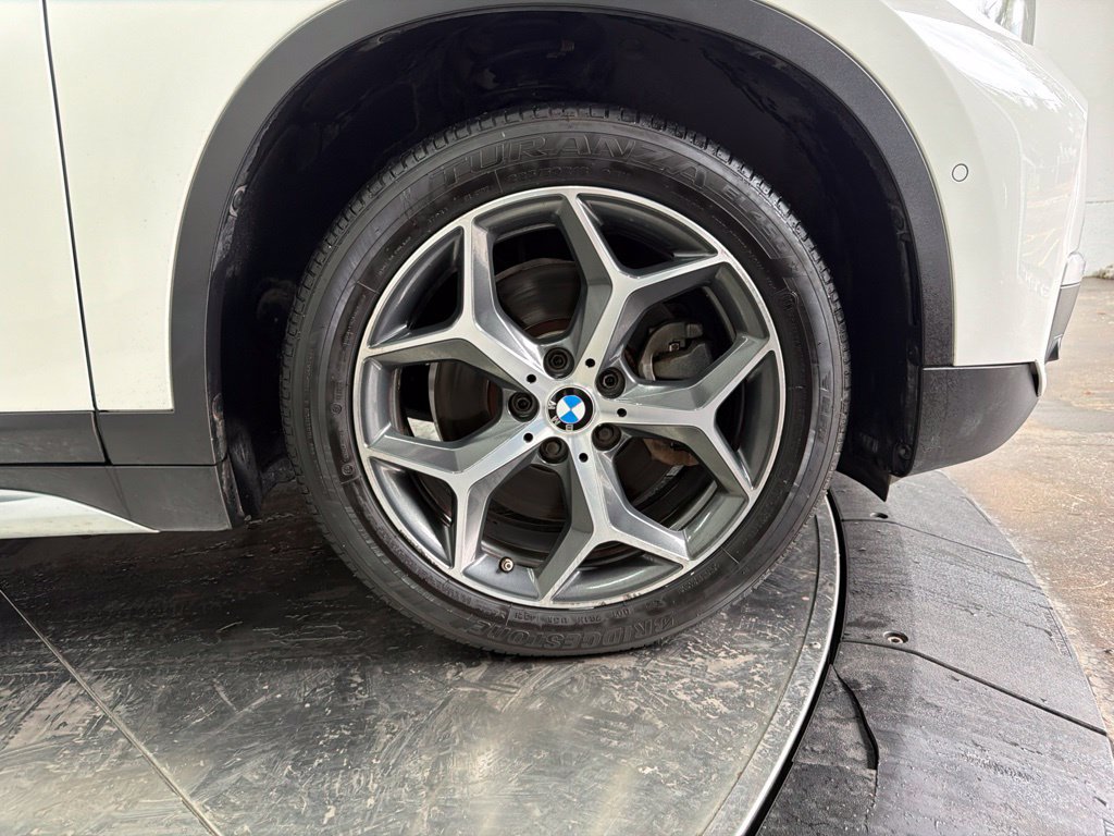 Used 2017 BMW X1 sDrive28i FWD image 9