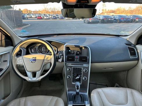 Used 2015 Volvo XC60 T5 image 19