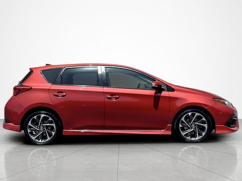 Used 2017 Toyota Corolla iM w/ Carpet Mat Package FWD image 6