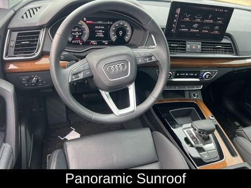 Used 2024 Audi Q5 e Premium Plus w/ Premium Plus Package image 15