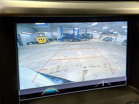 Used 2018 GMC Acadia SLT image 15