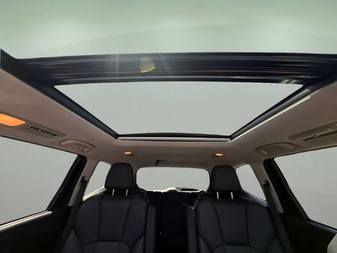 Used 2022 Subaru Ascent Limited w/ Technology Package AWD/4WD image 18