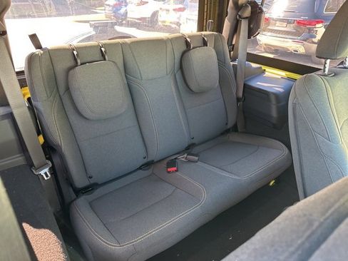 Used 2024 Jeep Wrangler Sport S image 13