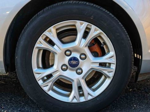 Used 2016 Ford Fiesta SE image 25