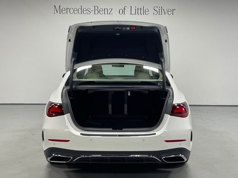 Used 2026 Mercedes-Benz E 350 4MATIC Sedan image 5