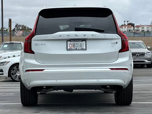 New 2026 Volvo XC90 B5 Plus AWD/4WD image 6