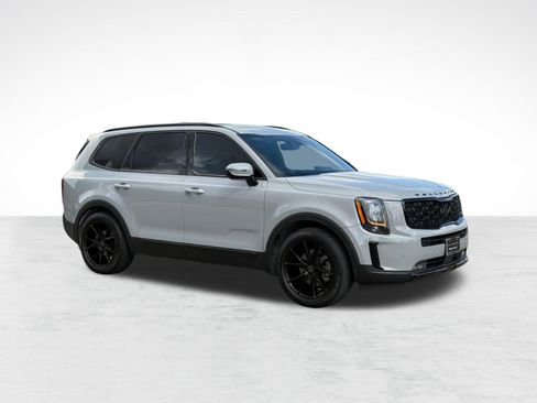 Used 2022 Kia Telluride SX w/ SX Prestige Package image 7