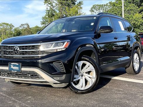 Used 2022 Volkswagen Atlas SE w/ Panoramic Sunroof Package AWD/4WD image 2