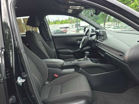 Used 2024 Honda HR-V Sport image 10