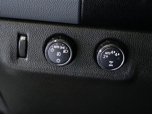 Used 2017 Chevrolet Colorado Z71 image 18