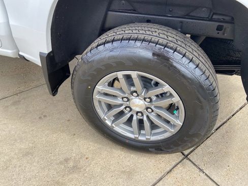 Used 2023 Chevrolet Colorado LT w/ LT Convenience Package image 29