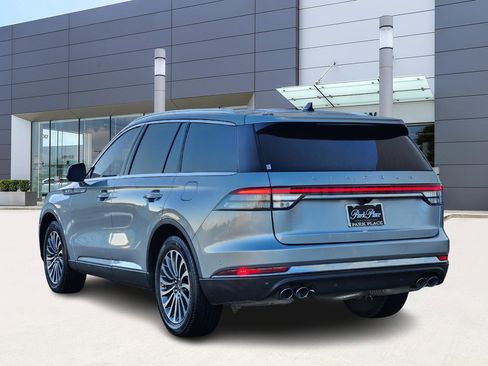 Used 2022 Lincoln Aviator Reserve w/ Equipment Group 201A image 4