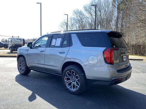 Used 2024 GMC Yukon AT4 w/ AT4 Premium Plus Package image 7