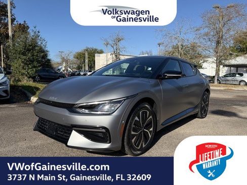 Used 2024 Kia EV6 GT-Line w/ GT-Line White Seat Package image 3