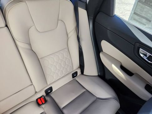 New 2026 Volvo XC60 B5 Core w/ Climate Package AWD/4WD image 14