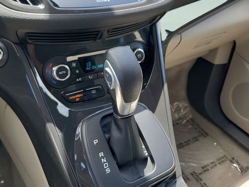Used 2016 Ford Escape Titanium AWD/4WD image 22