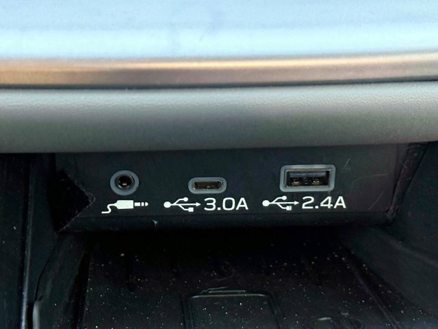 Used 2023 Subaru Legacy Premium AWD/4WD image 29