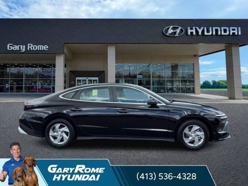 Used 2025 Hyundai Sonata SE FWD image 9