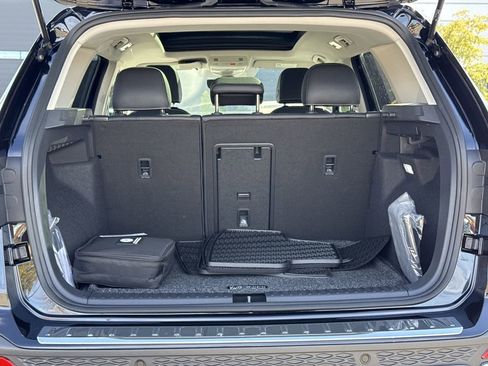 New 2026 Volkswagen Taos SEL image 16