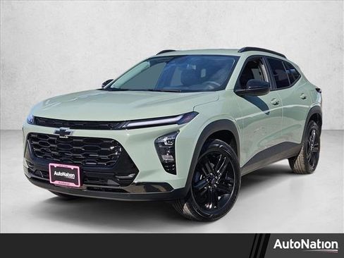 New 2026 Chevrolet Trax ACTIV image 1