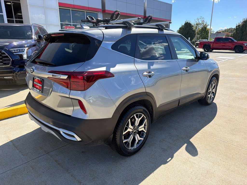 Used 2021 Kia Seltos EX AWD/4WD image 4