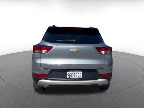 Used 2025 Chevrolet TrailBlazer LT FWD image 12