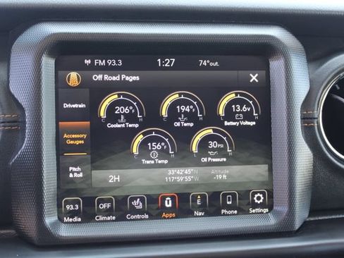Used 2023 Jeep Wrangler Unlimited Sahara AWD/4WD image 27