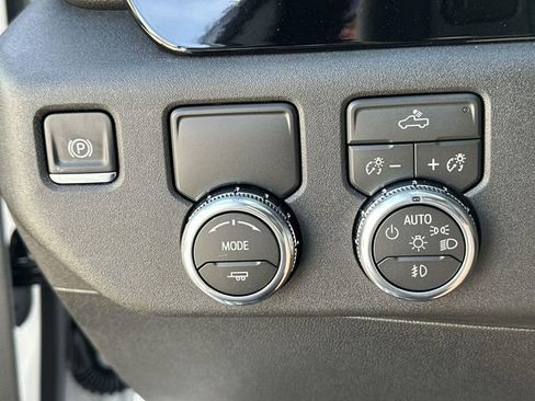 New 2026 GMC Sierra 1500 Elevation w/ LPO, Elevation Black Package RWD image 16