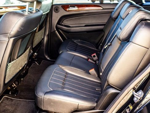 Used 2019 Mercedes-Benz GLS 450 4MATIC image 26