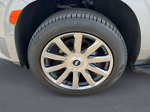 Used 2022 Cadillac Escalade Premium Luxury Platinum image 10