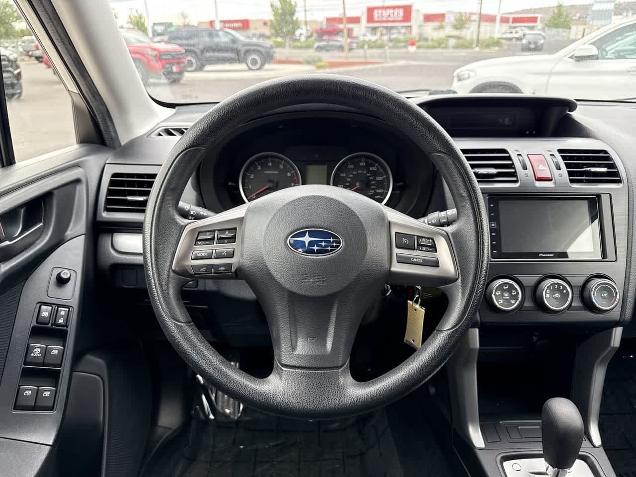 Used 2014 Subaru Forester 2.5i AWD/4WD image 16