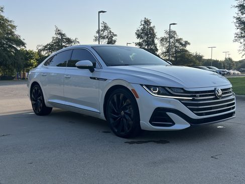 Used 2023 Volkswagen Arteon SEL w/ Arteon MDO Package AWD/4WD image 2