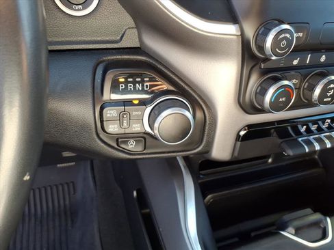 Used 2022 RAM 1500 Big Horn AWD/4WD image 33