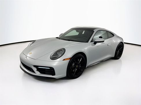 Used 2024 Porsche 911 Carrera image 1