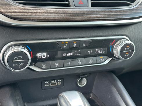 Used 2019 Nissan Altima 2.5 SL FWD image 17