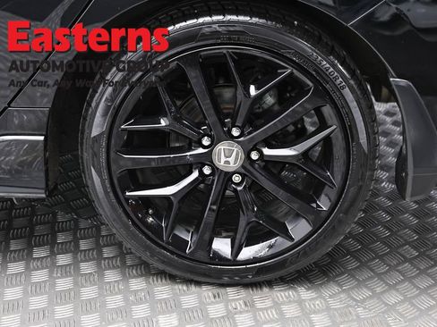 Used 2021 Honda Civic Sport image 8