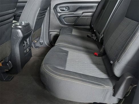 Used 2019 Nissan Titan SV w/ SV Convenience Package image 26