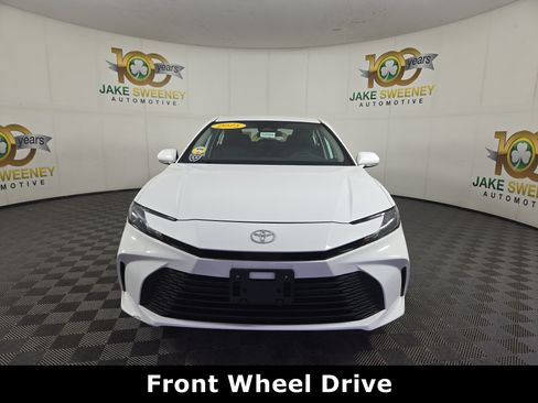 Used 2025 Toyota Camry LE FWD image 2
