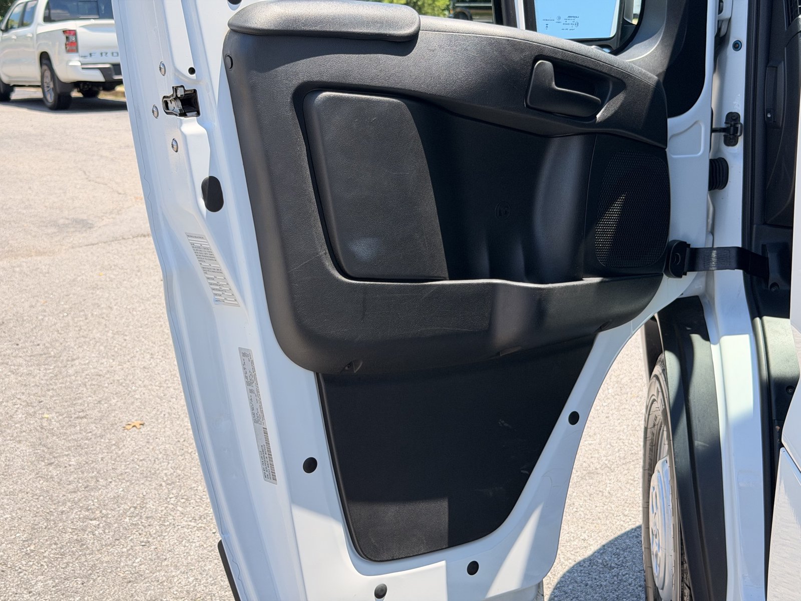 Used 2025 RAM ProMaster 2500 w/ U-Haul Equipment Group FWD image 16
