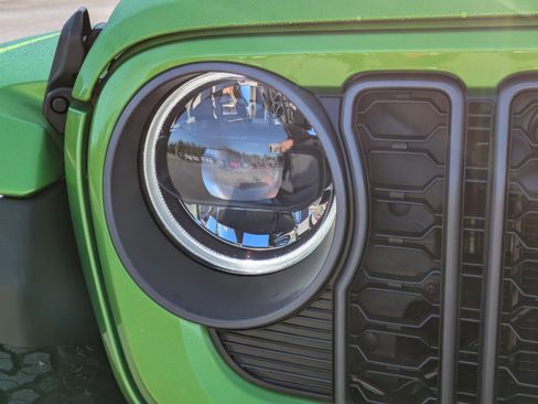 New 2026 Jeep Wrangler Unlimited Rubicon image 10