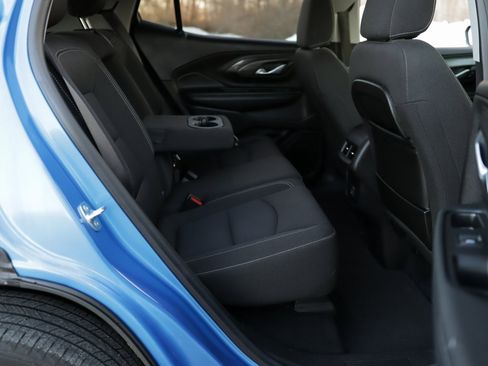 Used 2024 GMC Terrain SLE w/ Driver Convenience Package image 26