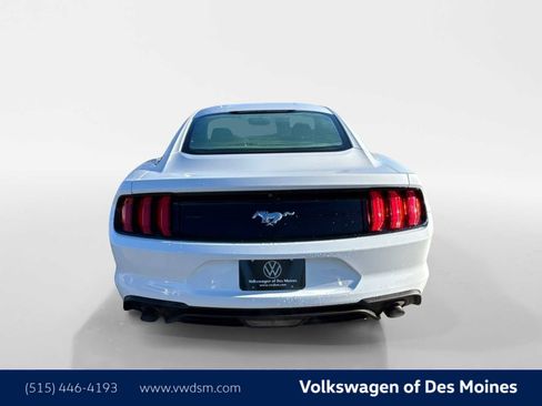 Used 2018 Ford Mustang Coupe image 5