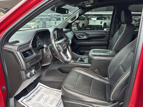 Used 2021 GMC Yukon SLT w/ SLT Premium Package AWD/4WD image 14