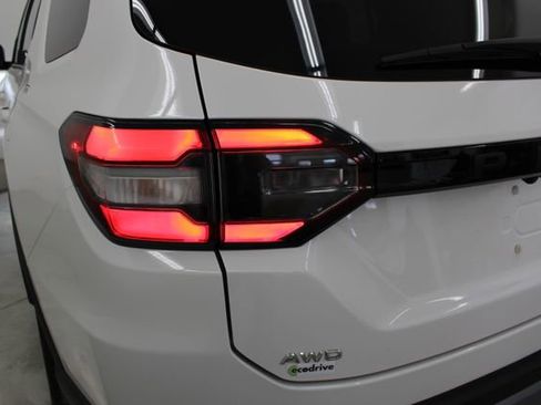 Used 2025 Honda Pilot Touring image 58