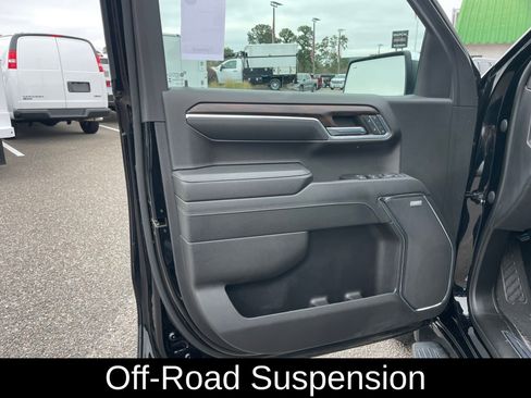 Used 2023 GMC Sierra 1500 SLT w/ SLT Premium Plus Package image 13