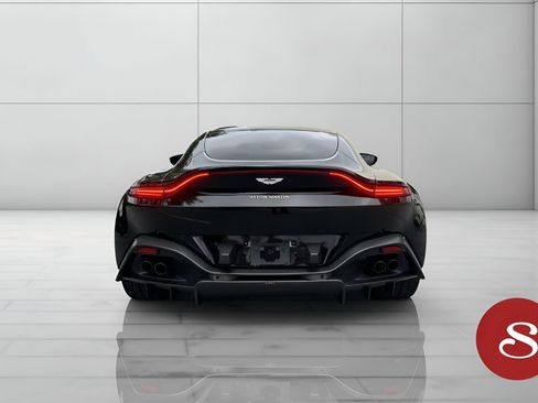 Used 2019 Aston Martin V8 Vantage Coupe image 6